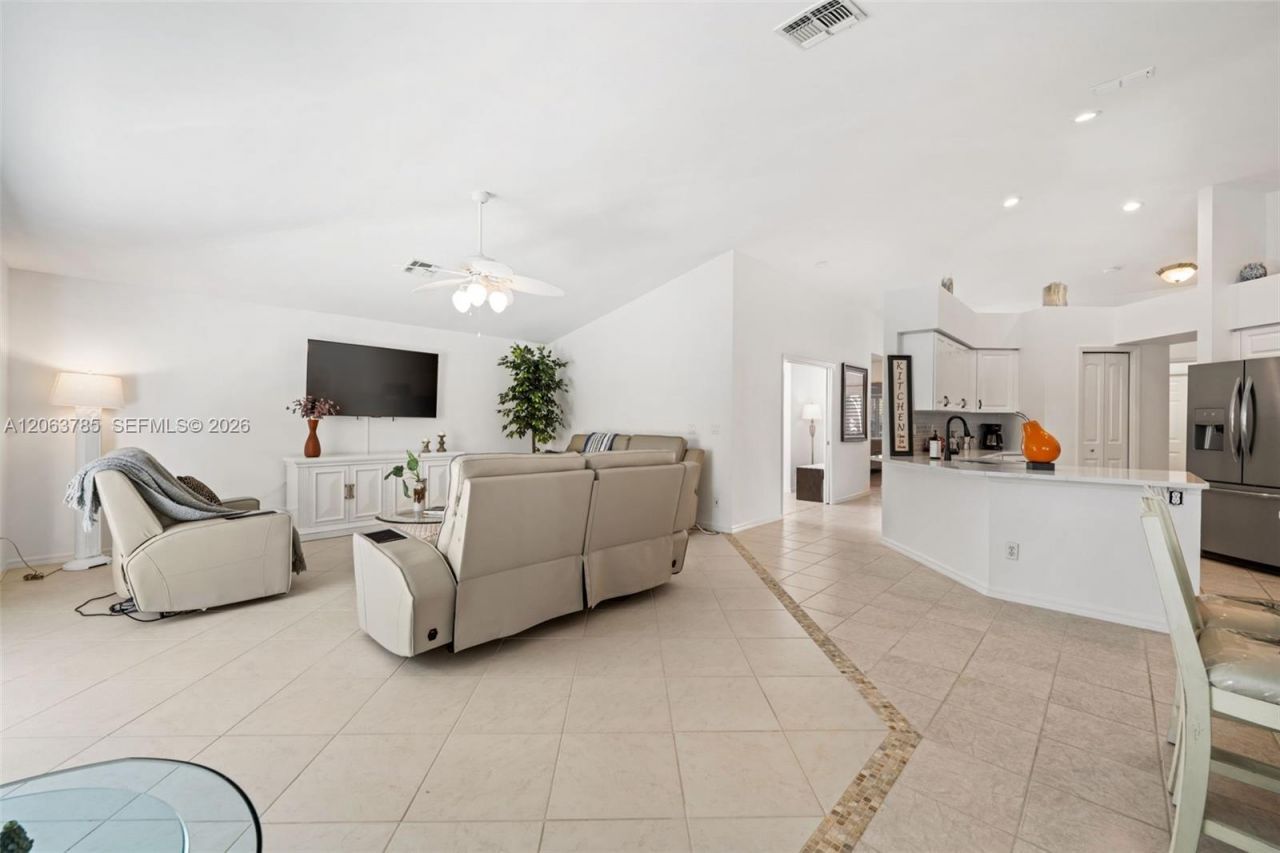 21489 Sheridan Run, Estero, FL 33928 Photo
