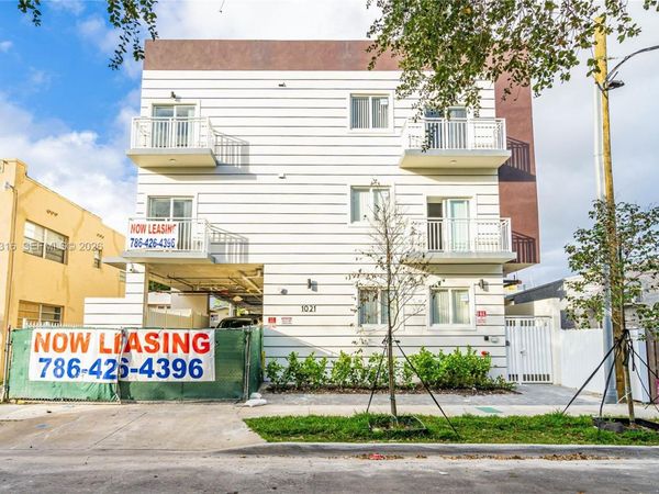1021 NW 1st St , Unit 301, Miami, FL 33128