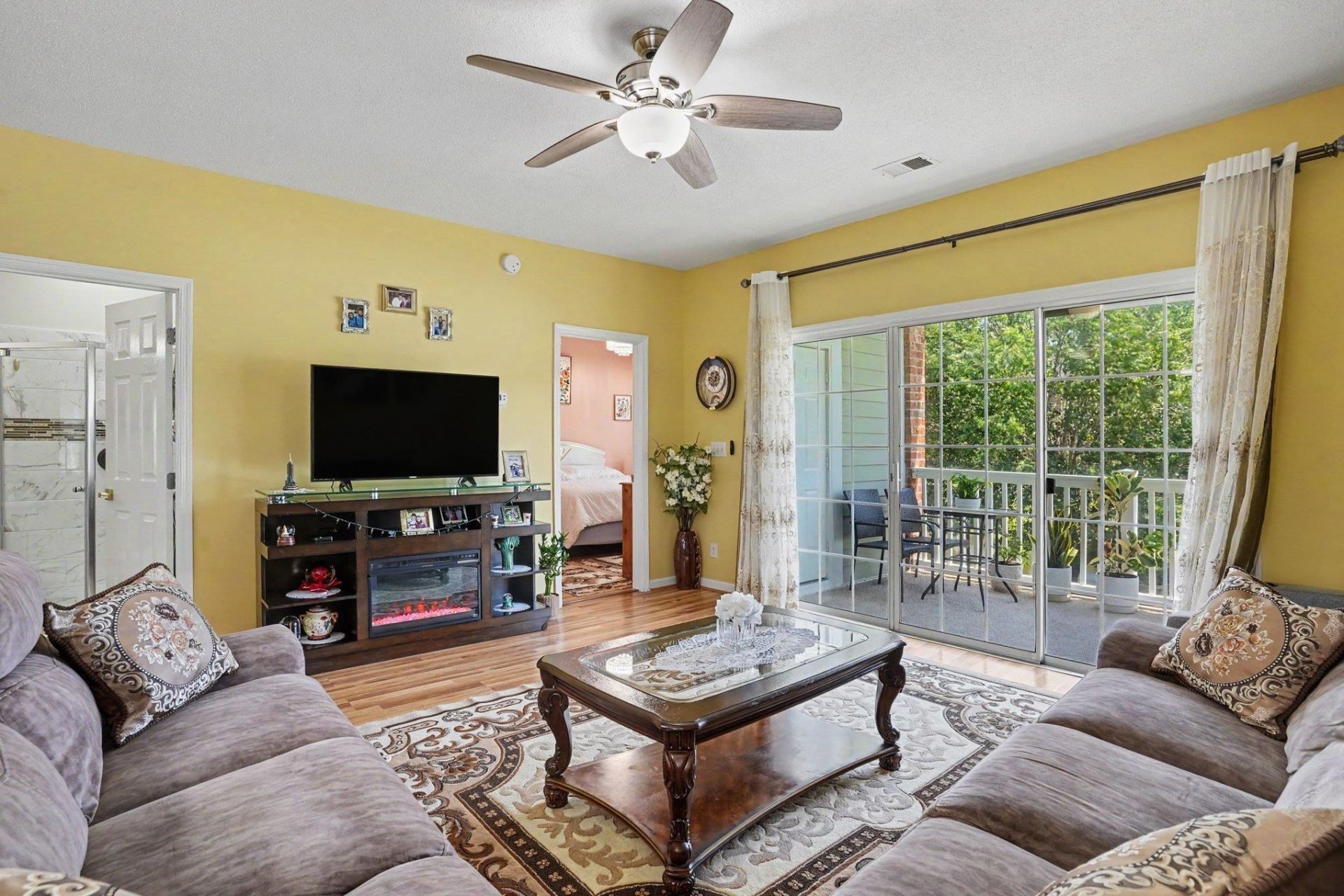 3951 Gladiola Ct. Photo 6