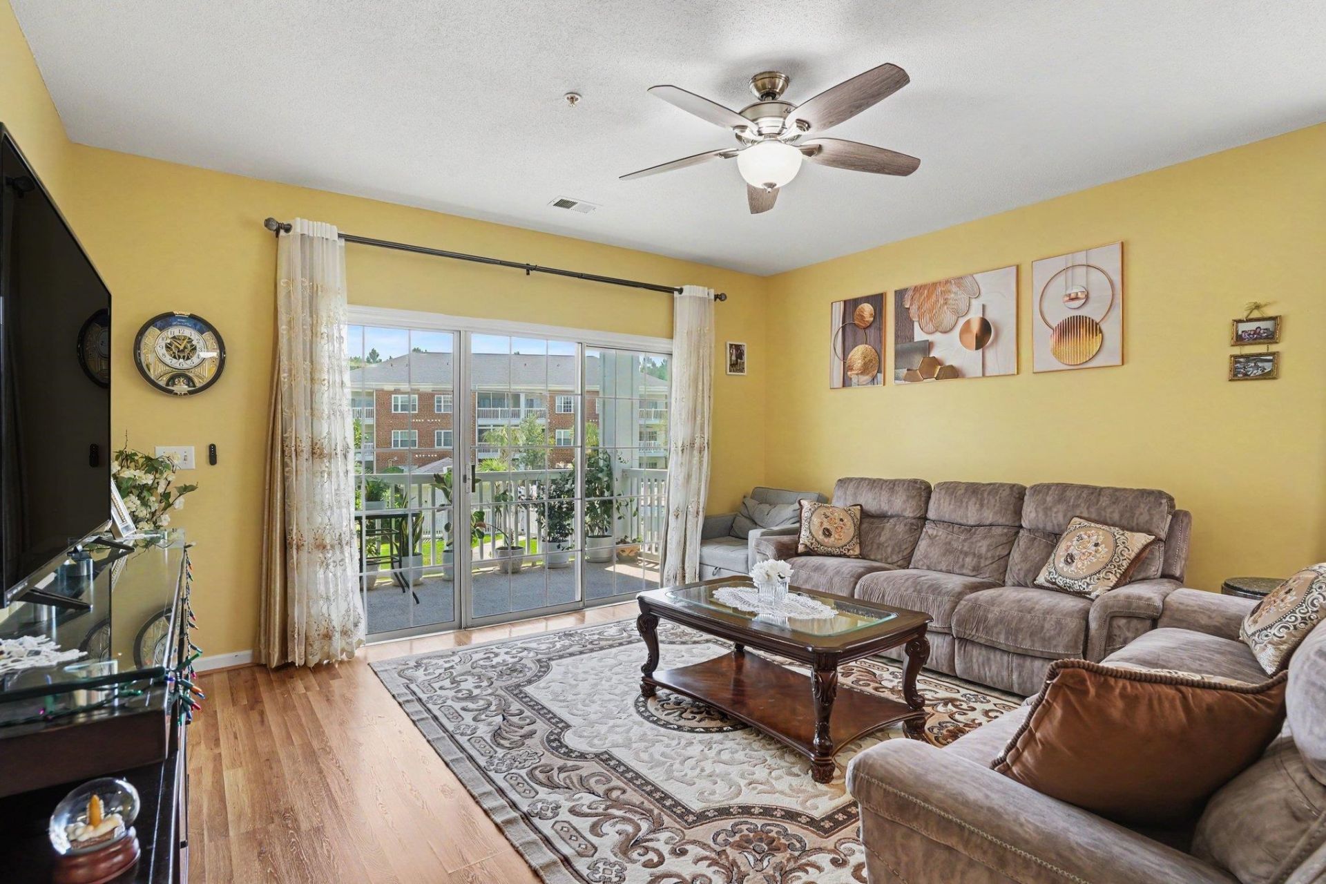 3951 Gladiola Ct. Photo 7
