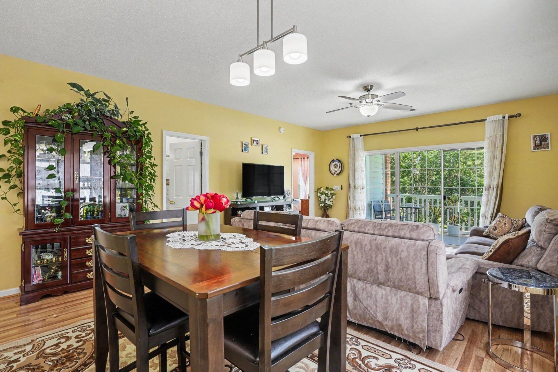 3951 Gladiola Ct. Photo 9