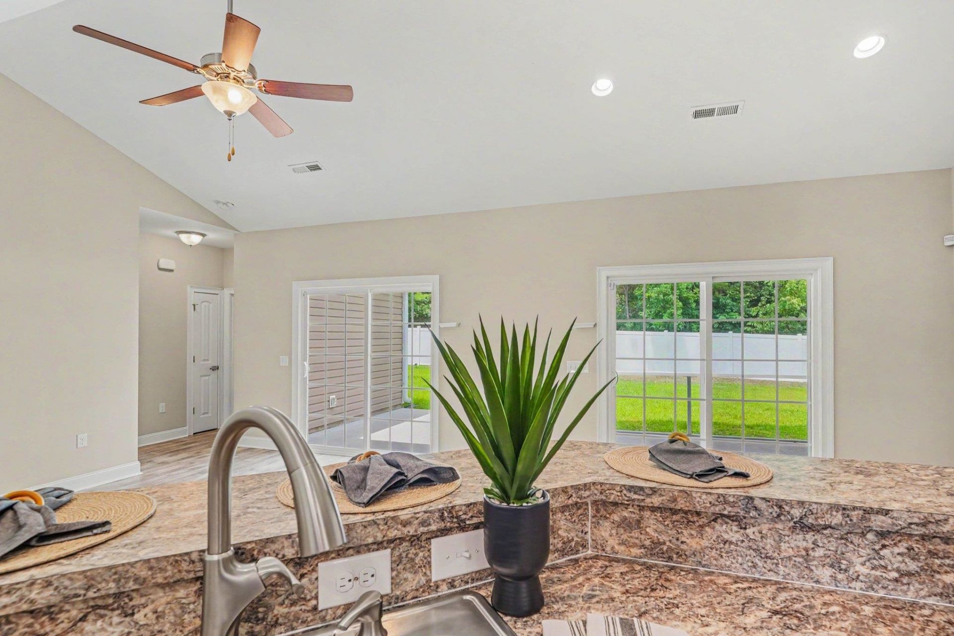 168 Baylee Circle Photo 14
