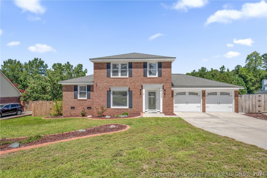 6102 Lakeway Drive, Fayetteville, NC 28306 Main Photo