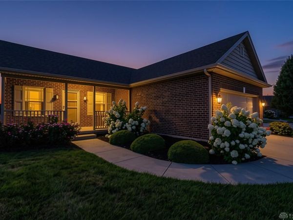 101 Silver Oak Court, Carlisle, OH 45005