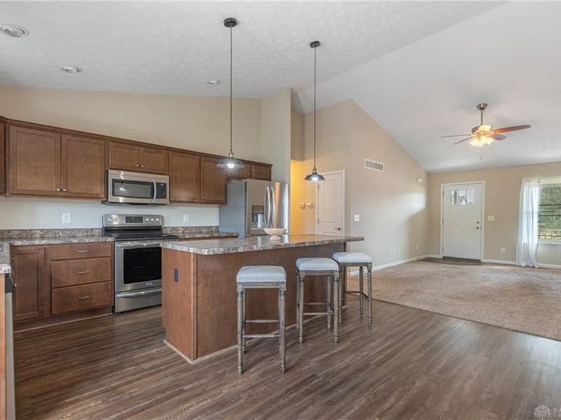 101 Silver Oak Court, Carlisle, OH 45005 Photo 12