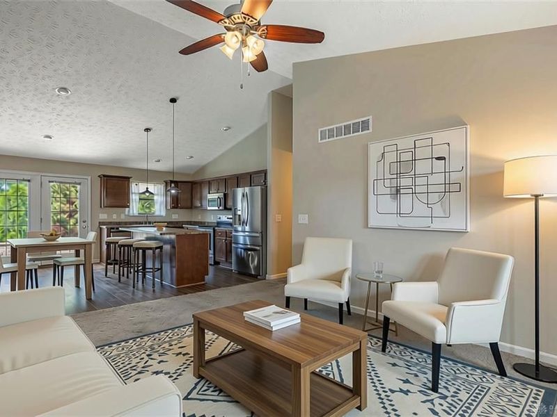 101 Silver Oak Court, Carlisle, OH 45005 Photo 6