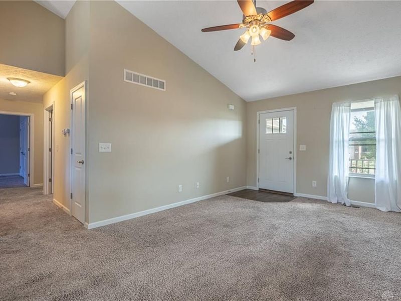 101 Silver Oak Court, Carlisle, OH 45005 Photo 9