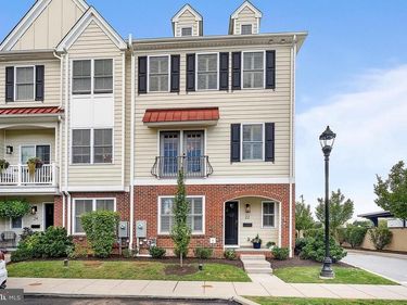 22 BRIDGE AVENUE, BERWYN, PA 19312