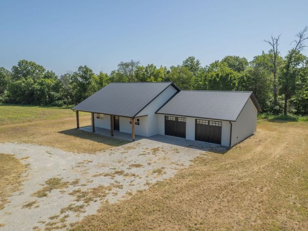 17707 S 2200 Road , Nevada, MO 64772