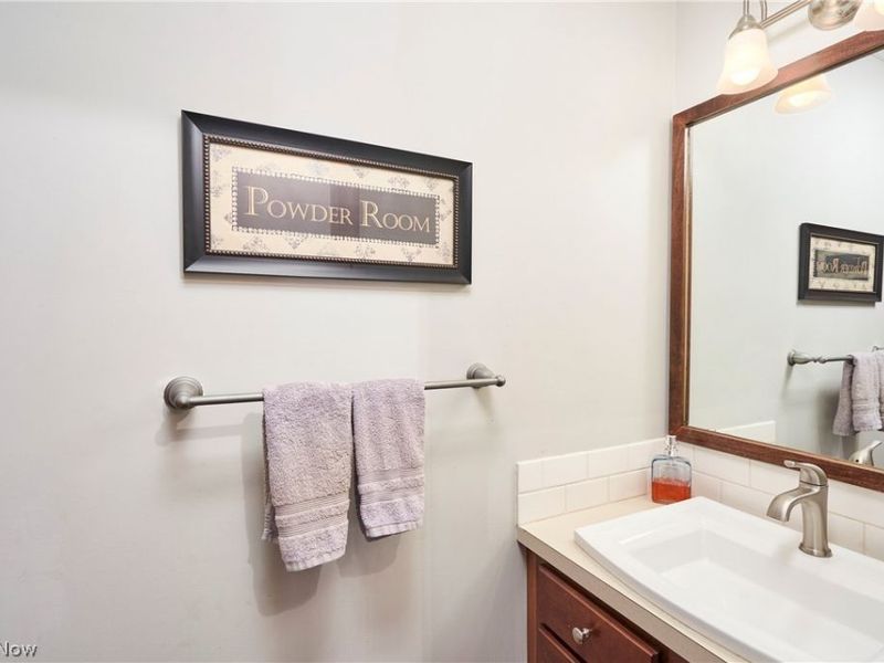 12399 Bridgemont Avenue NW, Uniontown, OH 44685 Photo 13