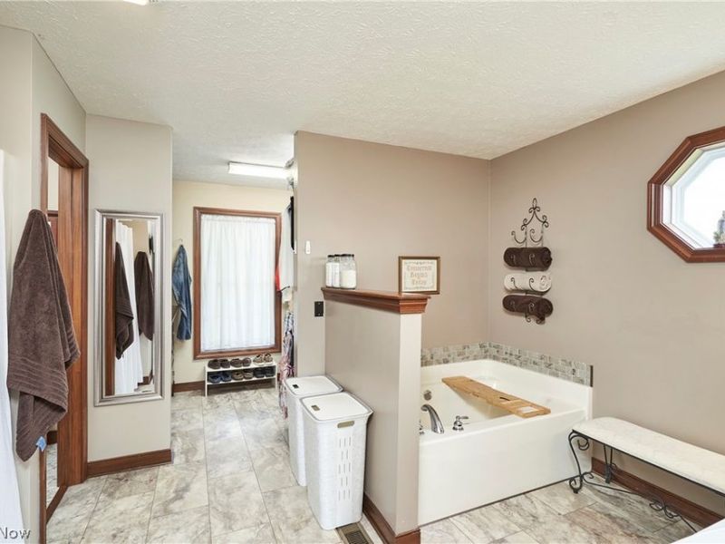 12399 Bridgemont Avenue NW, Uniontown, OH 44685 Photo 17