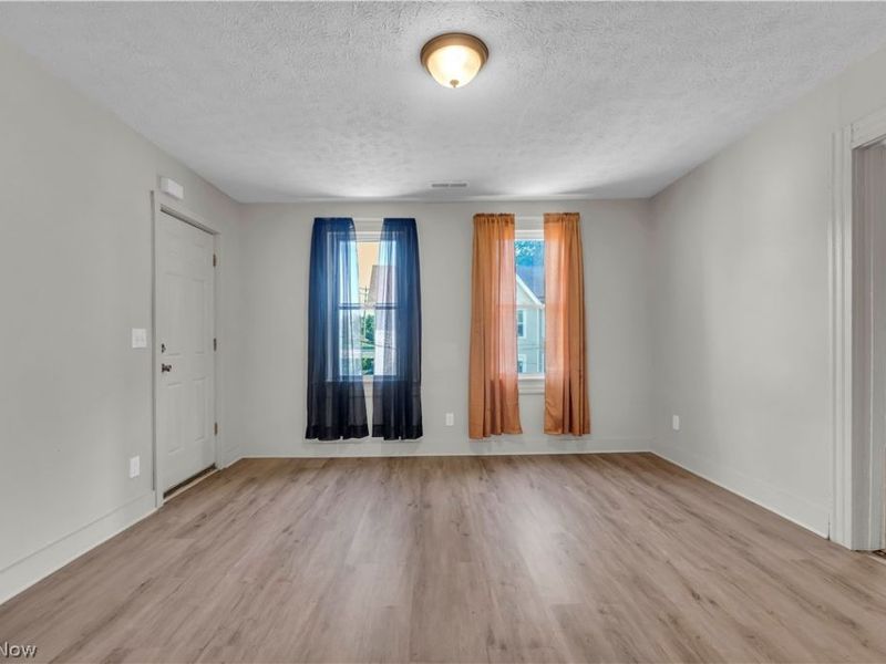 3187 W 44th Street , Unit 2/UP, Cleveland, OH 44109 Photo 3