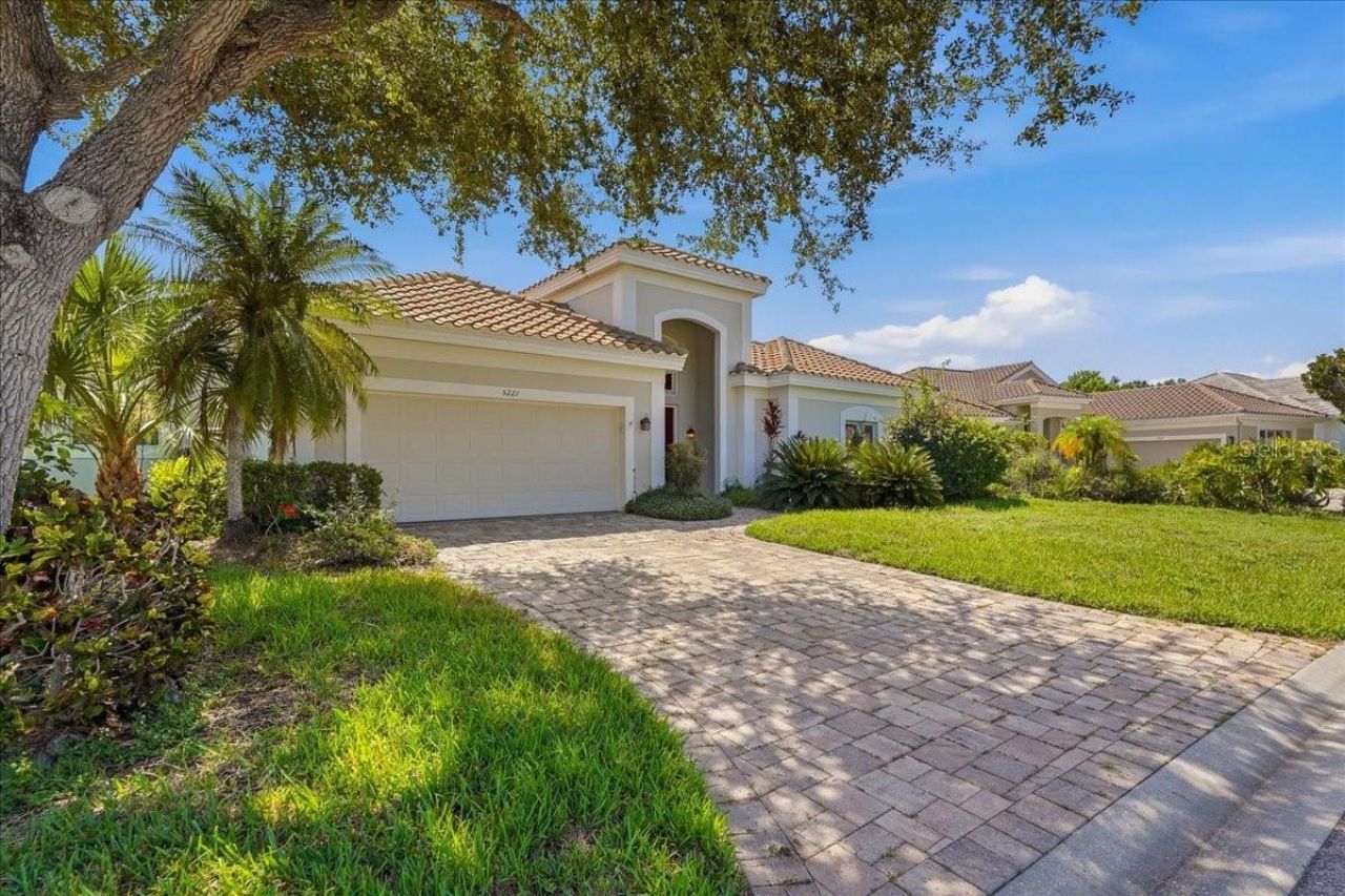 5221 88th Street E, Bradenton, FL 34211 Photo