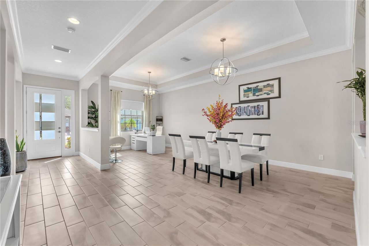 814 Tirano Way, Sun City Center, FL 33573 Photo
