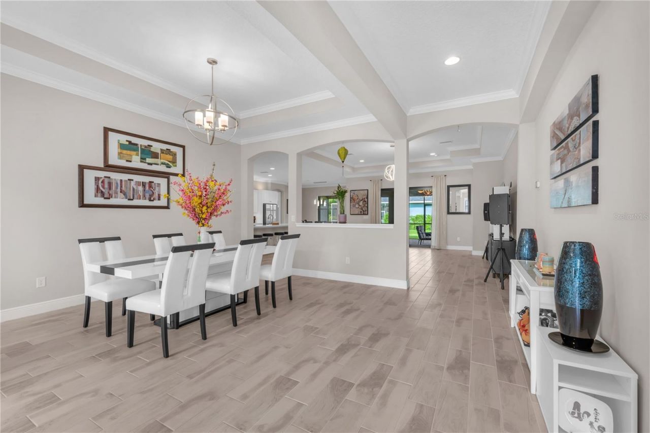 814 Tirano Way, Sun City Center, FL 33573 Photo