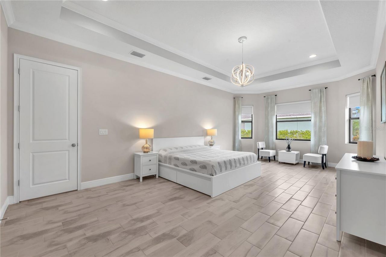 814 Tirano Way, Sun City Center, FL 33573 Photo