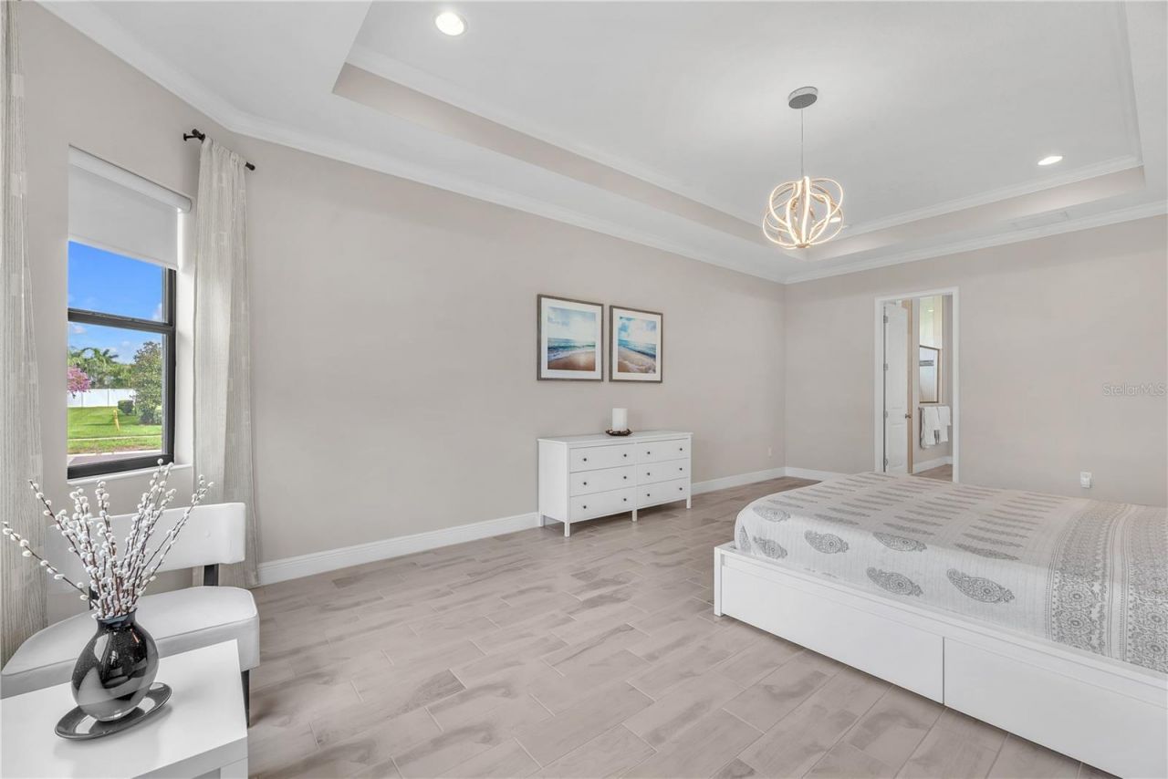 814 Tirano Way, Sun City Center, FL 33573 Photo