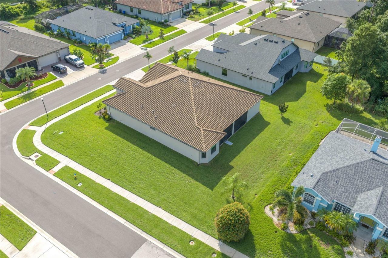 814 Tirano Way, Sun City Center, FL 33573 Photo