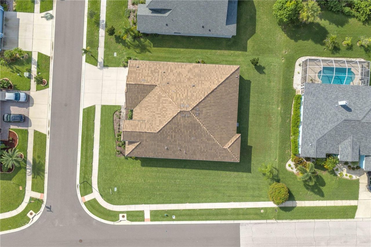 814 Tirano Way, Sun City Center, FL 33573 Photo