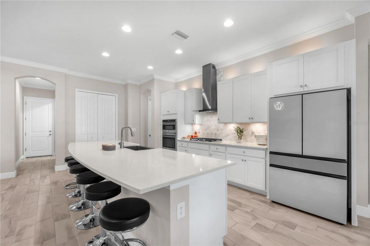 814 Tirano Way, Sun City Center, FL 33573 Photo