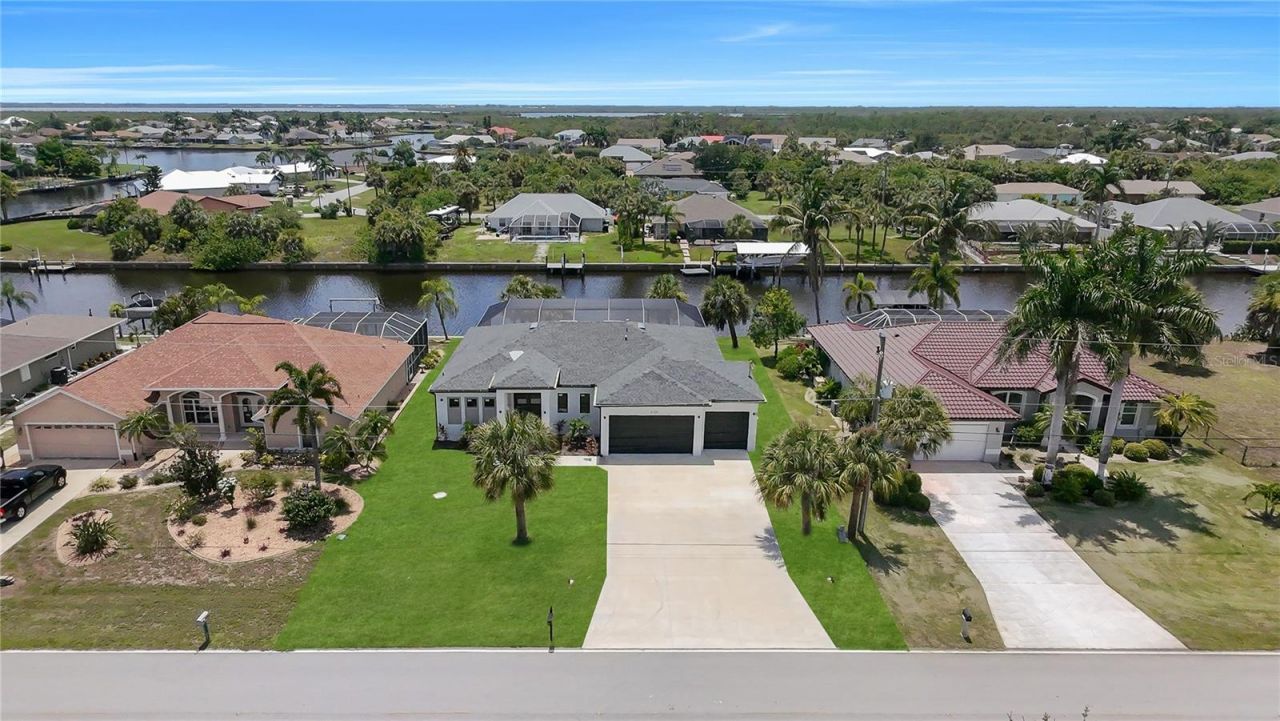 4129 Flamingo Boulevard , Port Charlotte, FL 33948 Photo