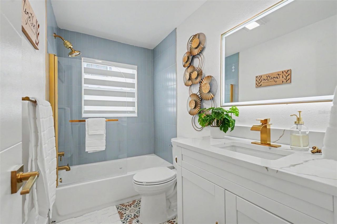 1927 Shore Acres Boulevard Ne, Saint Petersburg, FL 33703 Photo