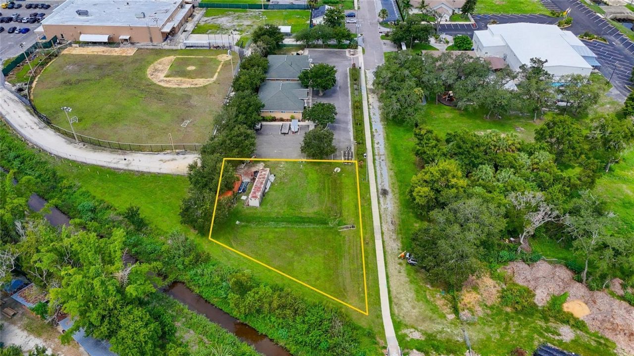 7318 W Comanche Avenue, Tampa, FL 33634 Photo