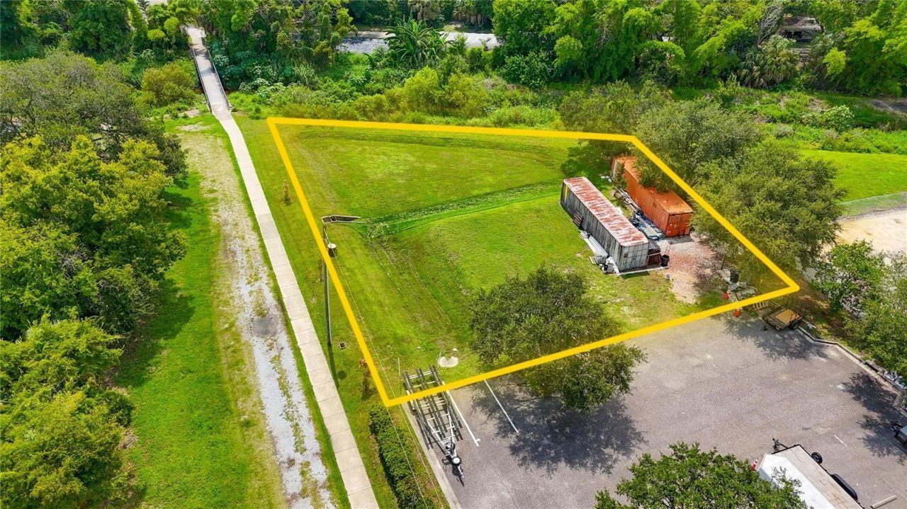 7318 W Comanche Avenue, Tampa, FL 33634 Photo