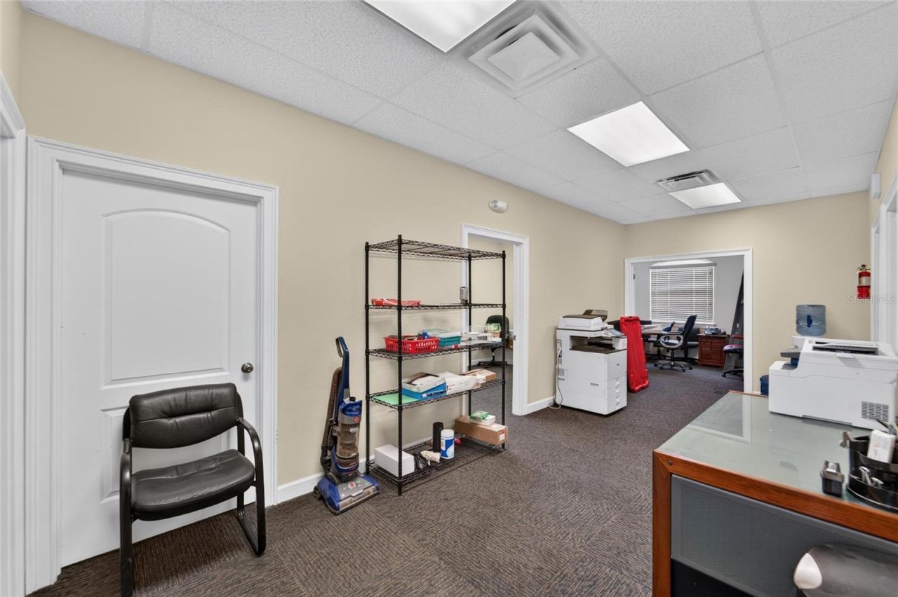 7318 W Comanche Avenue, Tampa, FL 33634 Photo