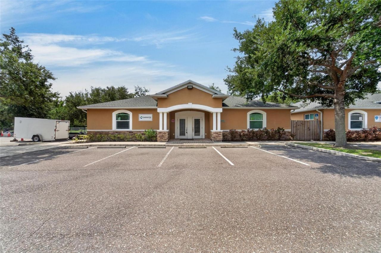 7318 W Comanche Avenue, Tampa, FL 33634 Photo