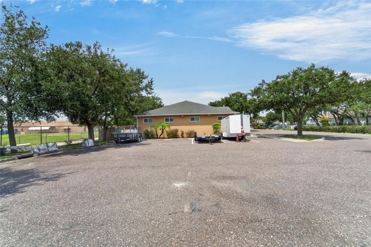 7318 W Comanche Avenue, Tampa, FL 33634 Photo