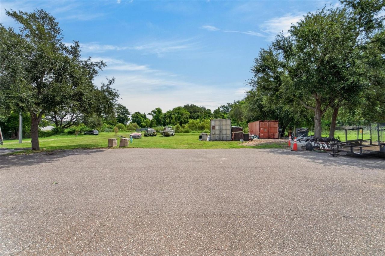 7318 W Comanche Avenue, Tampa, FL 33634 Photo