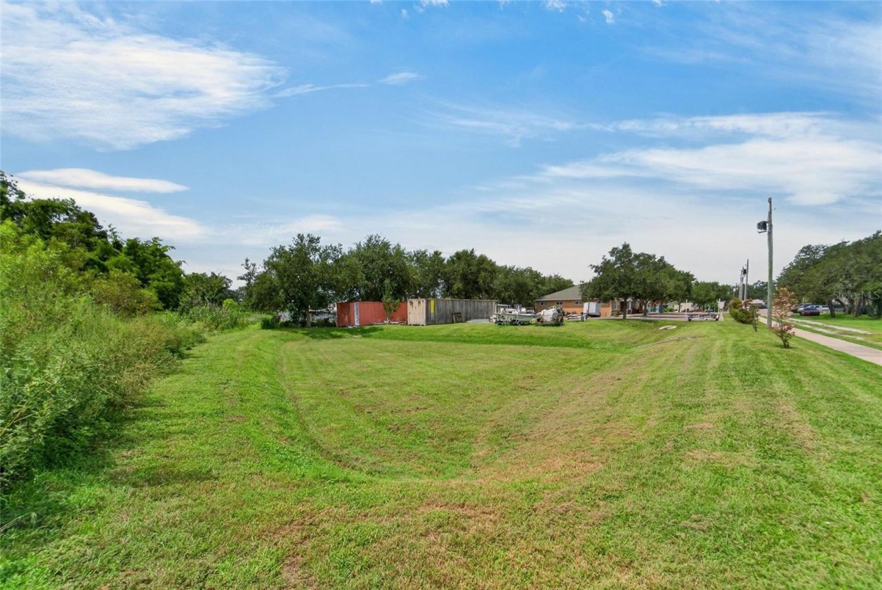 7318 W Comanche Avenue, Tampa, FL 33634 Photo