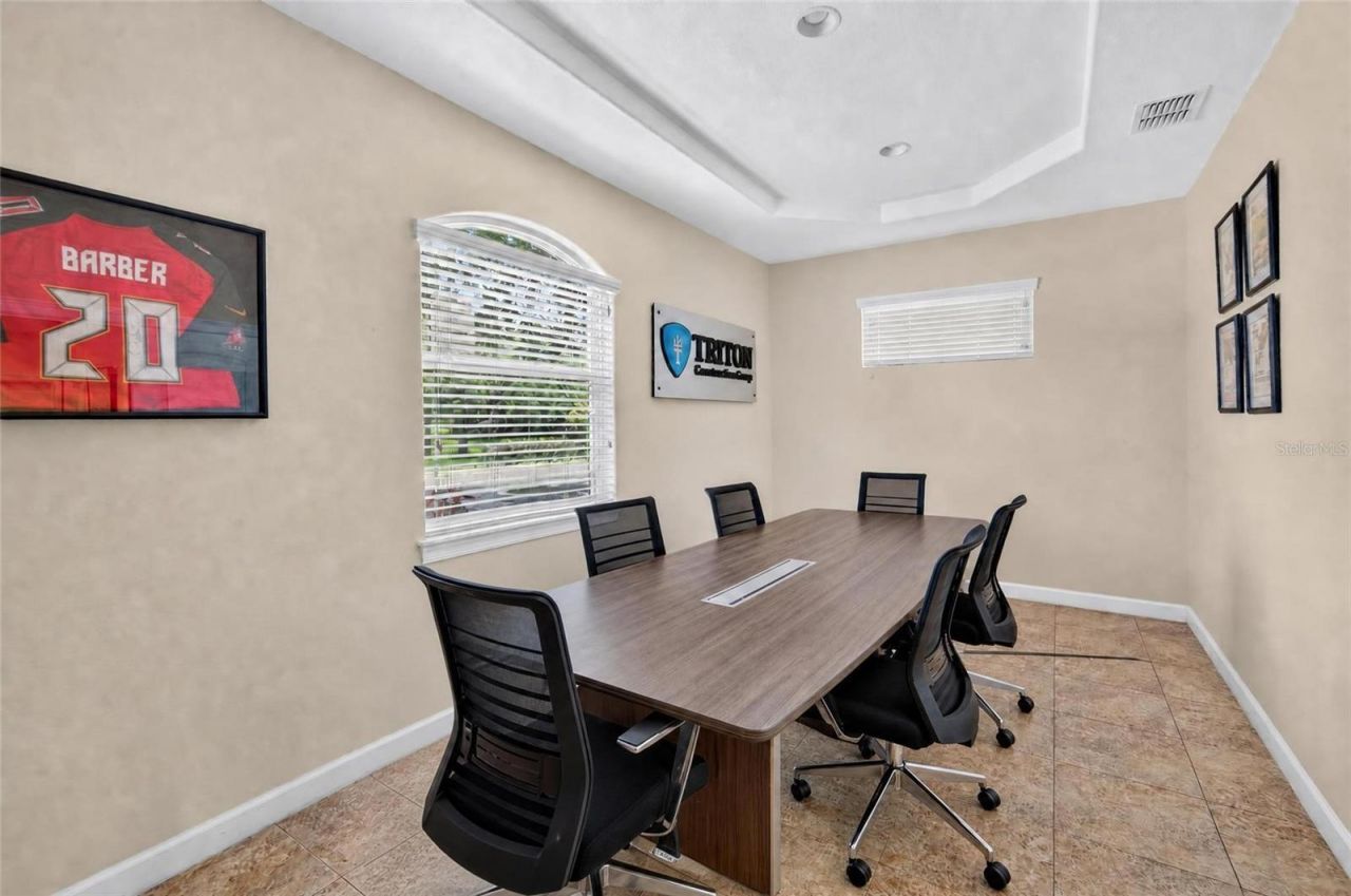 7318 W Comanche Avenue, Tampa, FL 33634 Photo