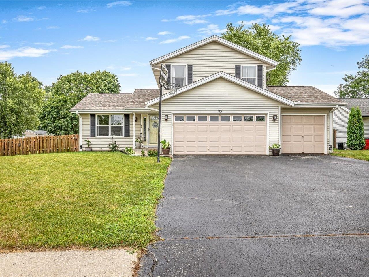 93 North Park Road, Machesney Park, IL 61115 Main Photo