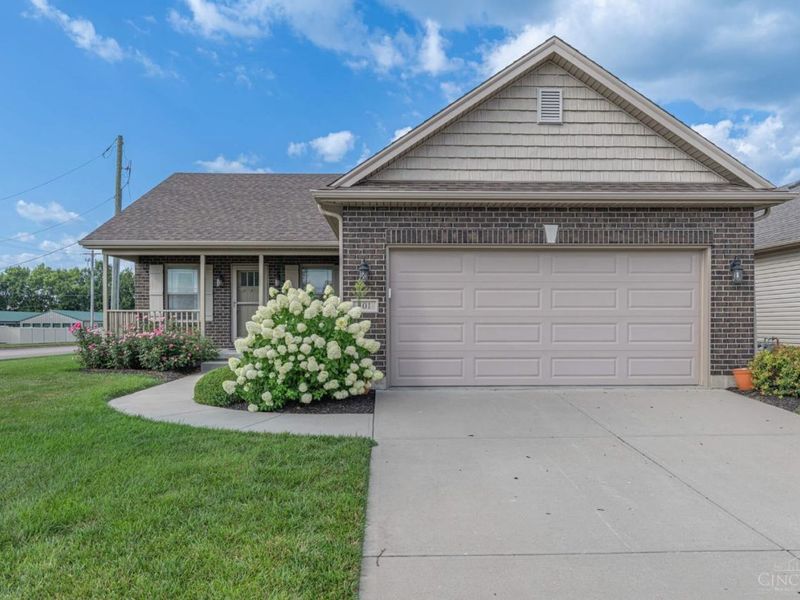 101 Silver Oak Court, Carlisle, OH 45005 Photo 2