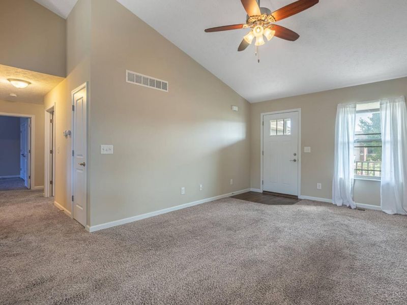 101 Silver Oak Court, Carlisle, OH 45005 Photo 6