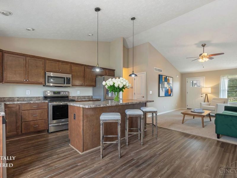 101 Silver Oak Court, Carlisle, OH 45005 Photo 8