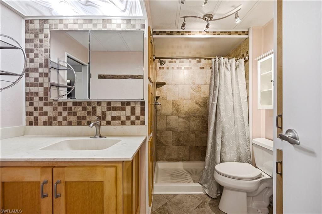 195 Domingo Dr, Fort Myers, FL 33905 Photo