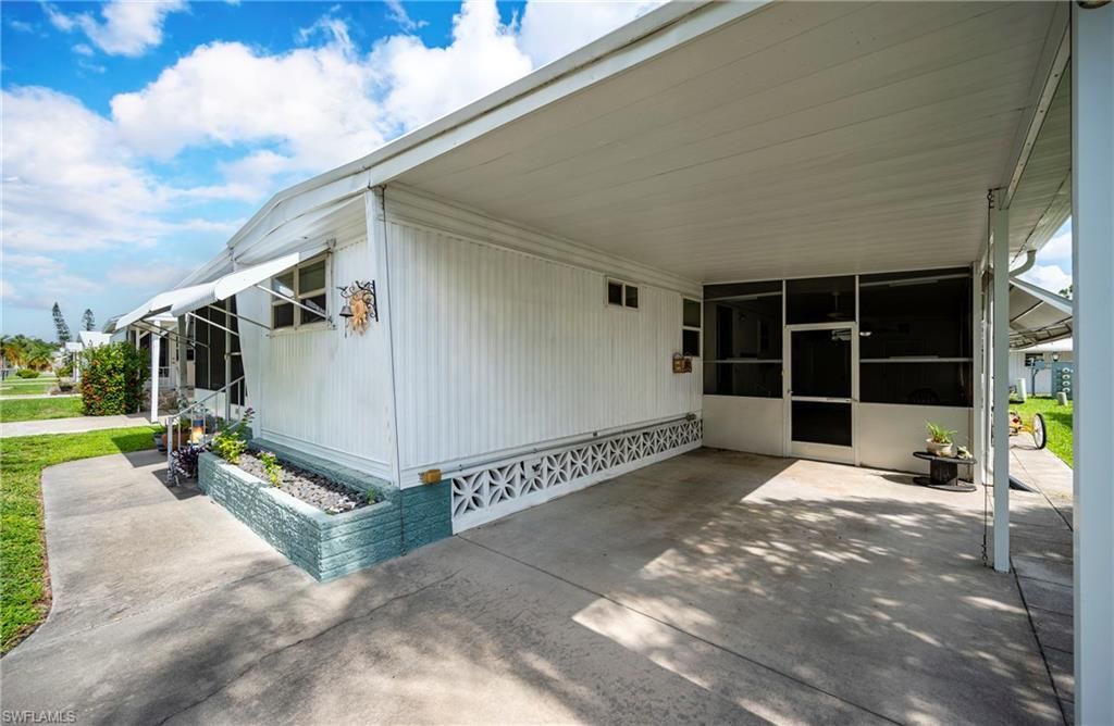 195 Domingo Dr, Fort Myers, FL 33905 Photo