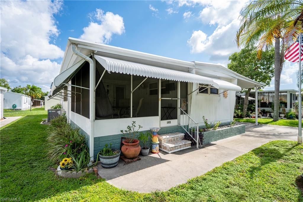 195 Domingo Dr, Fort Myers, FL 33905 Photo
