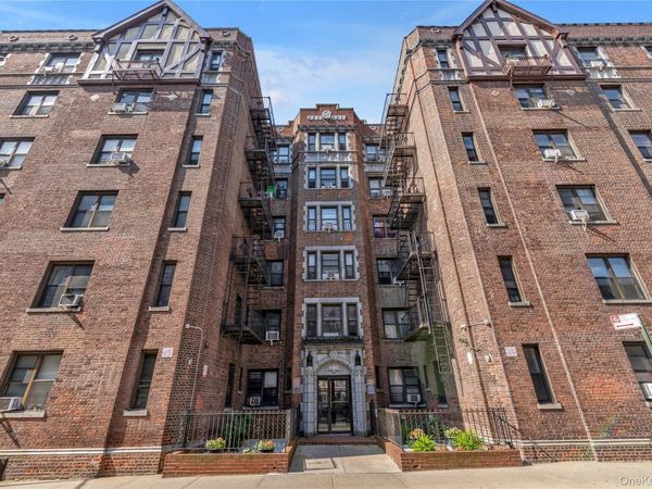 42-02 Layton Street , Unit 202, Elmhurst, NY 11373