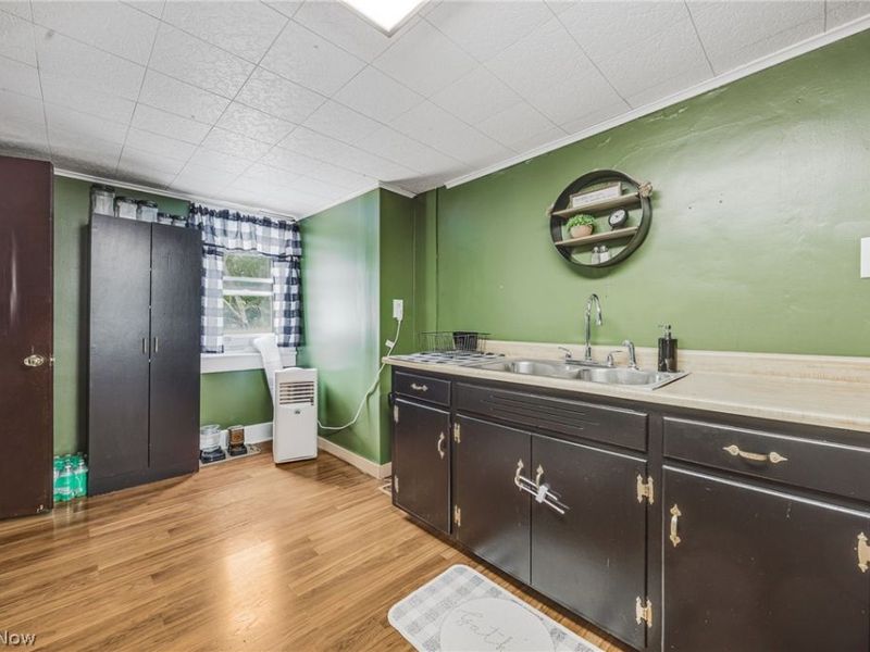 362 Cahalen Street , Crooksville, OH 43731 Photo 18