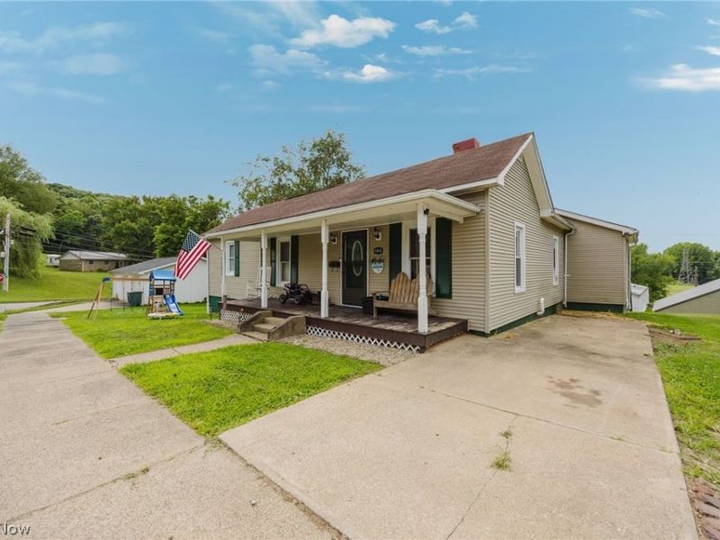 362 Cahalen Street , Crooksville, OH 43731 Photo 2