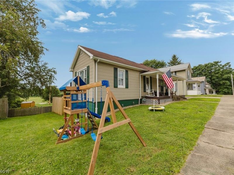362 Cahalen Street , Crooksville, OH 43731 Photo 4