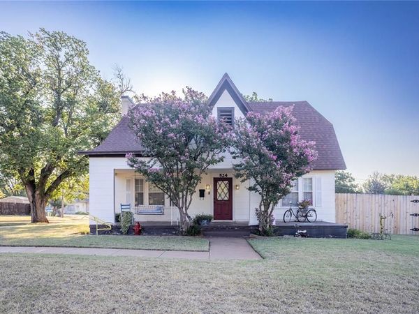 524 N 5th Street, Weatherford, OK 73096