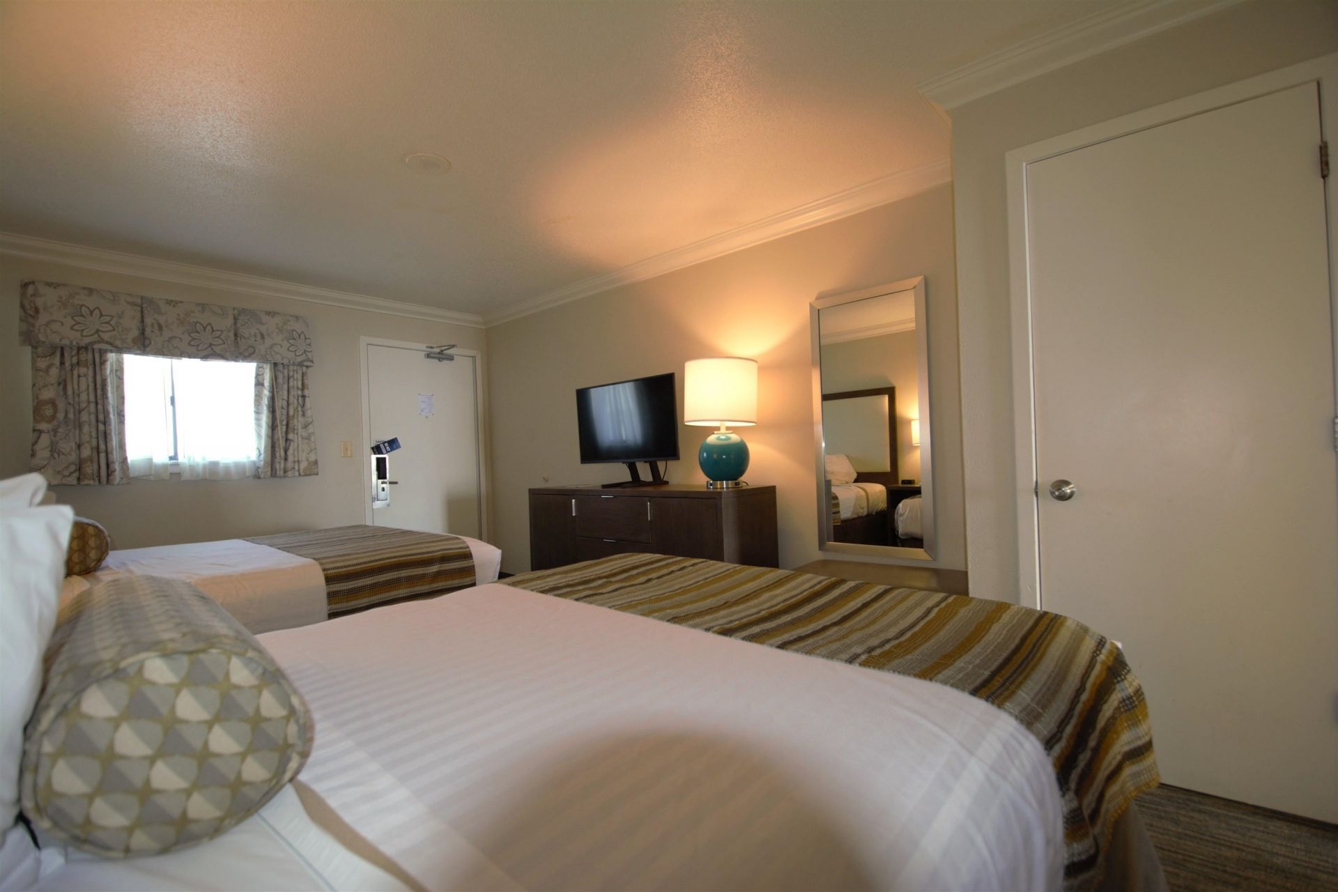 1105 S Ocean Blvd. Photo 6