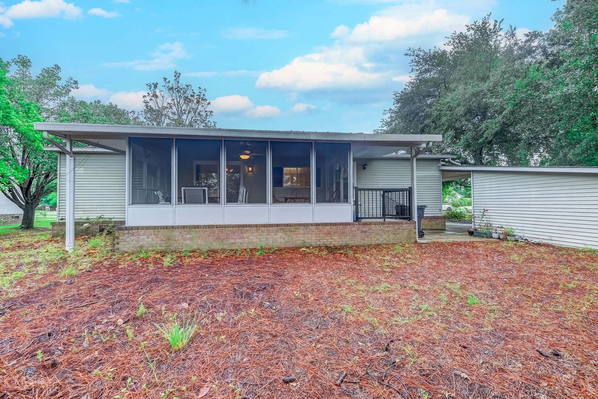 4361 Superior Circle Photo 3