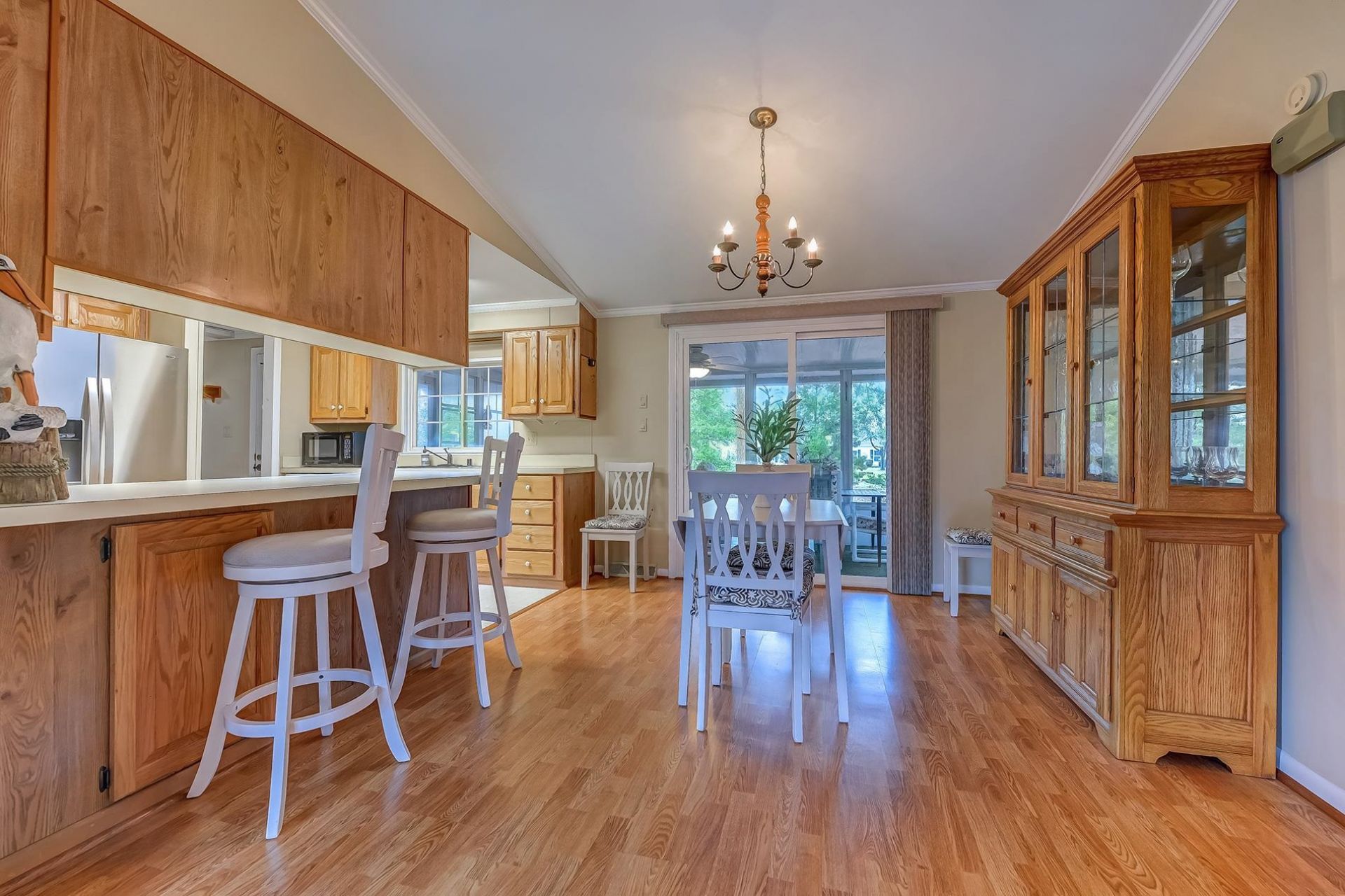4361 Superior Circle Photo 8