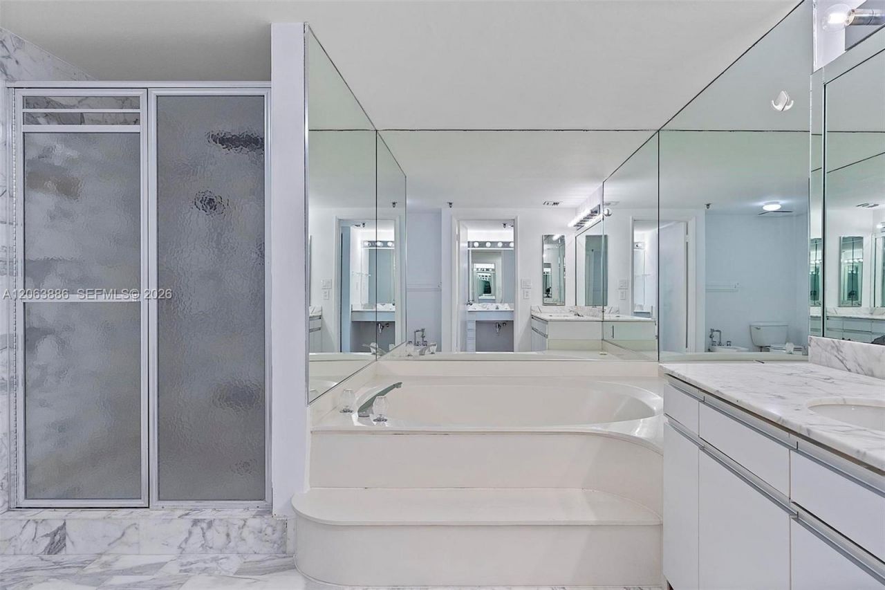 9 Island Ave, Unit 2306, Miami Beach, FL 33139 Photo